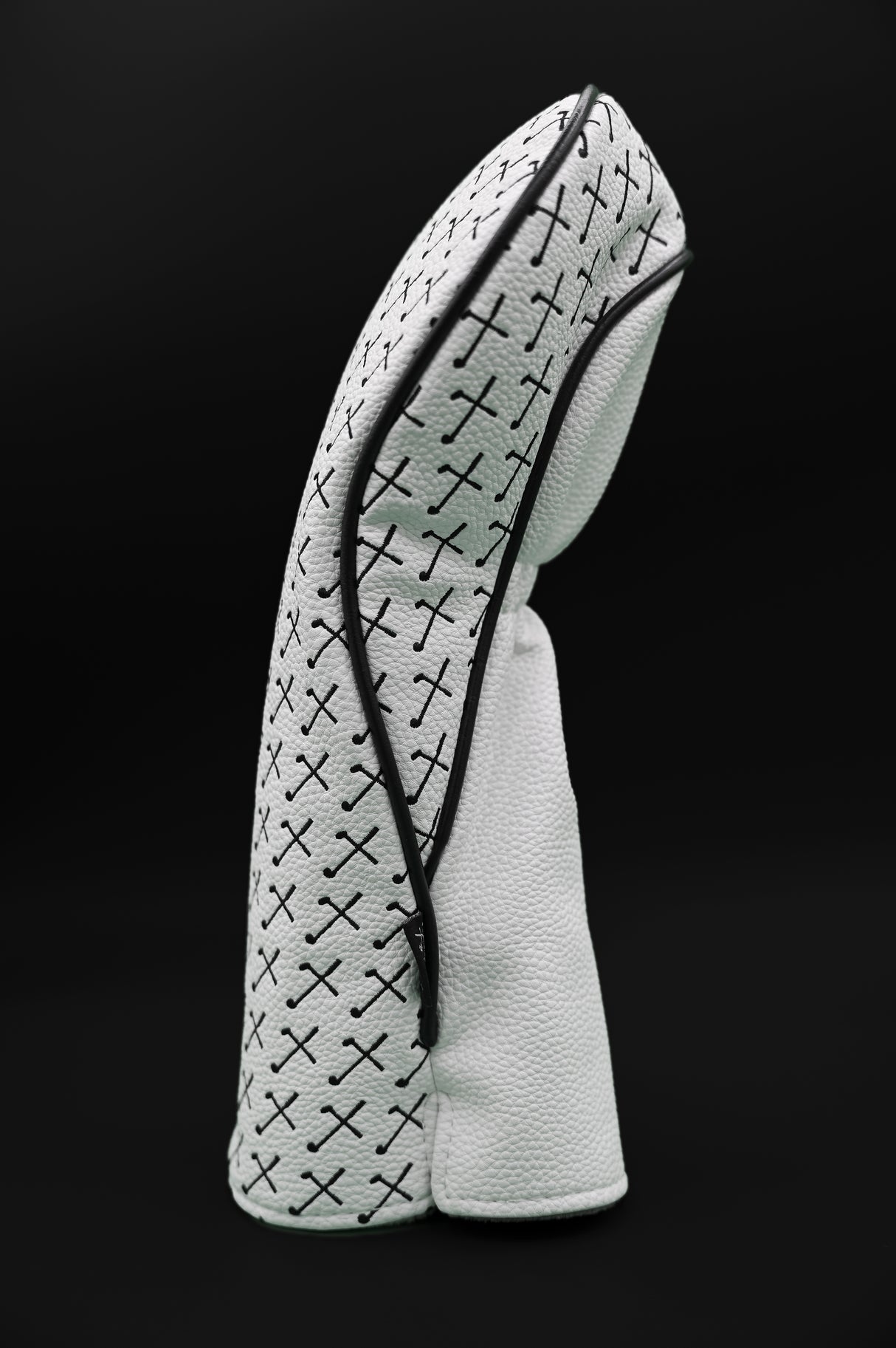 The Cross Driver Headcover – Premium Christian Golf Club Cover